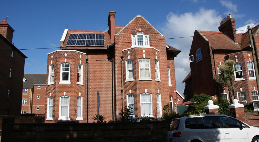 One Helena Road Serviced Apartments Southsea Eksteriør billede